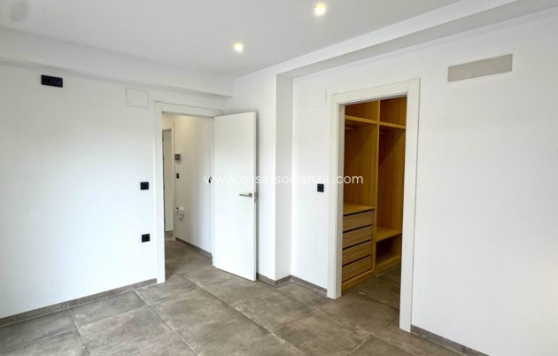 Resale - Villa - Torrevieja - Los Balcones