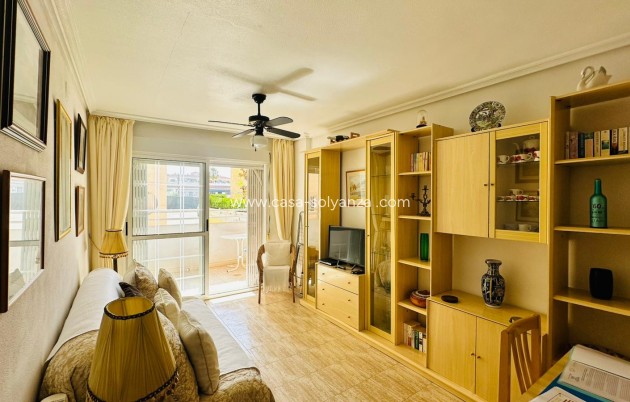 Resale - Apartment / flat - Torrevieja - Costa Blanca