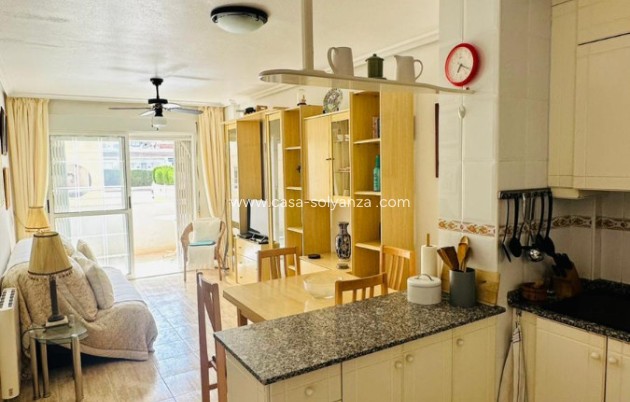 Resale - Apartment / flat - Torrevieja - Costa Blanca