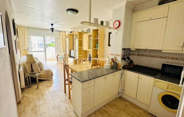 Resale - Apartment / flat - Torrevieja - Costa Blanca