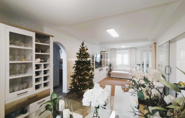 Resale - Villa - San Miguel de Salinas - Inland