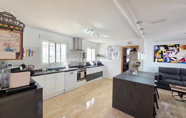 Resale - Villa - Pinoso - Inland