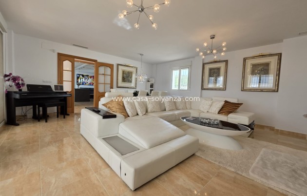 Resale - Villa - Pinoso - Inland