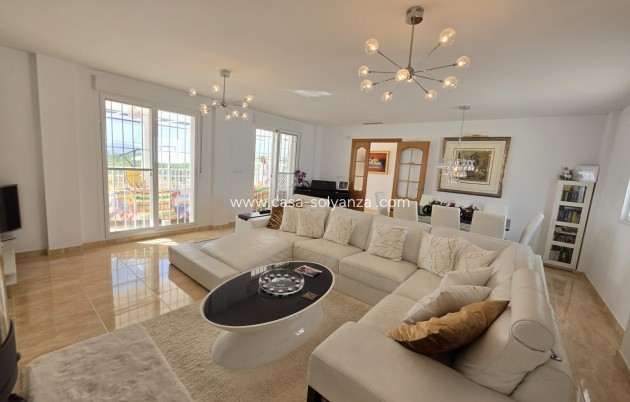 Resale - Villa - Pinoso - Inland