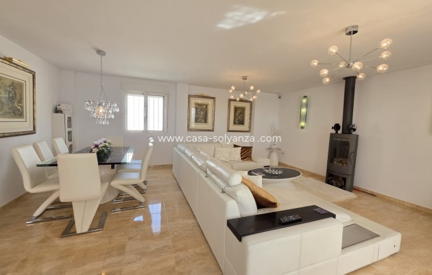 Resale - Villa - Pinoso - Inland