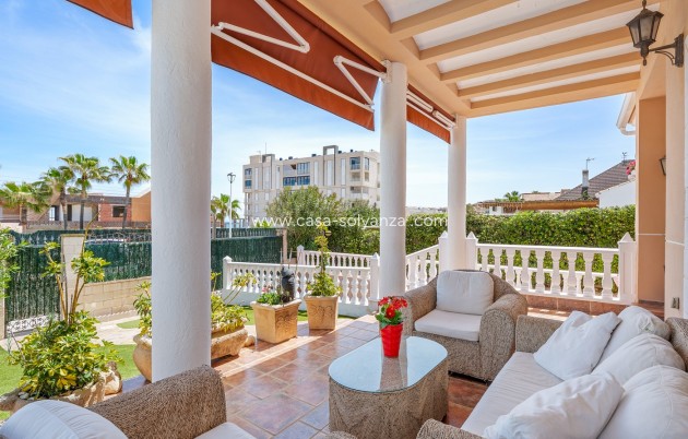 Resale - Villa - Torrevieja - La Mata