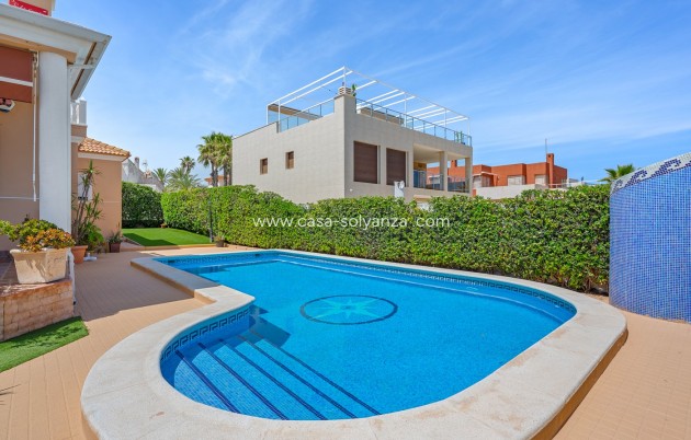 Resale - Villa - Torrevieja - La Mata