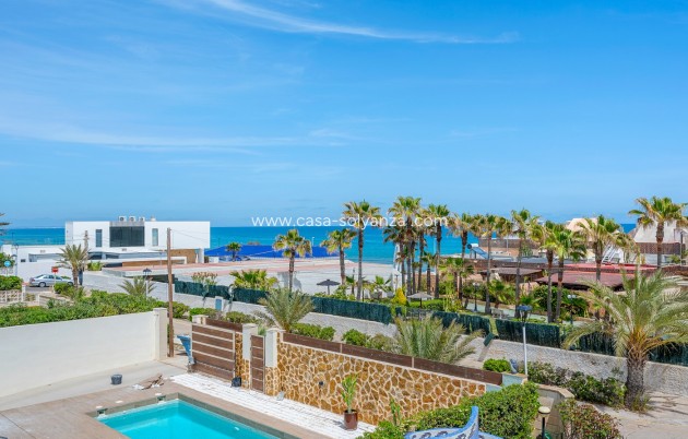 Resale - Villa - Torrevieja - La Mata