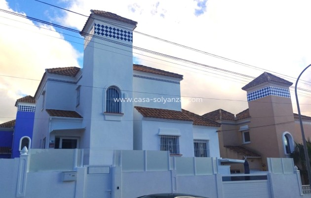 Resale - Villa - San Miguel de Salinas - Las Filipinas