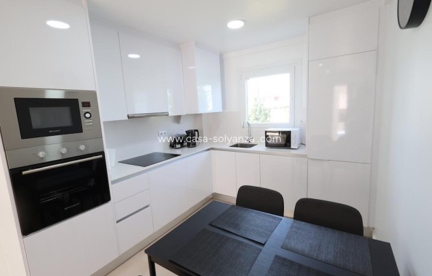 Resale - Upper floor bungalow - Orihuela Costa - La Zenia