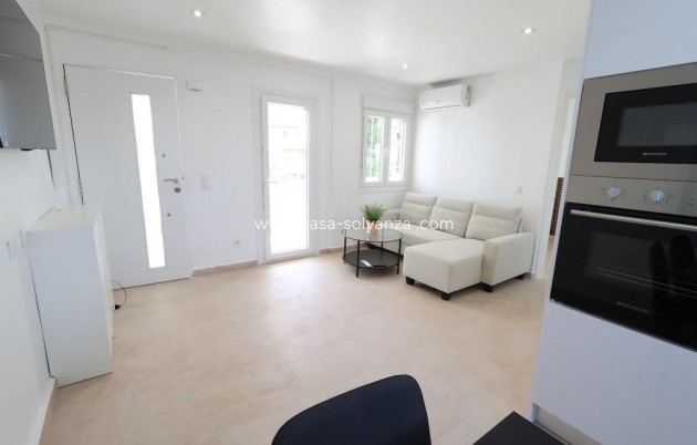 Resale - Upper floor bungalow - Orihuela Costa - La Zenia