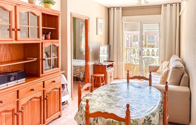 Resale - Apartment / flat - Torrevieja - Parque de las Naciones