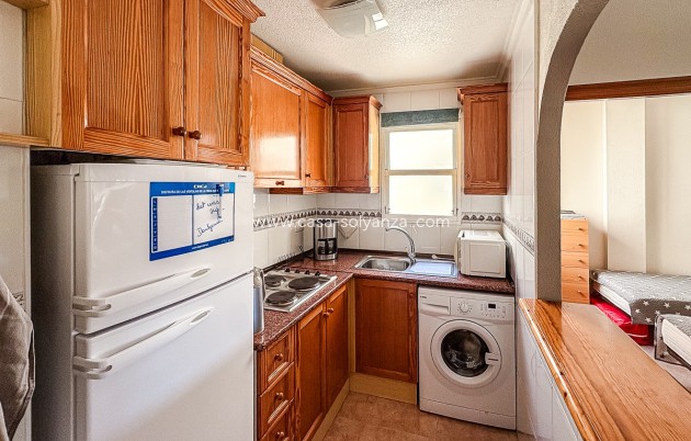 Resale - Apartment / flat - Torrevieja - Parque de las Naciones