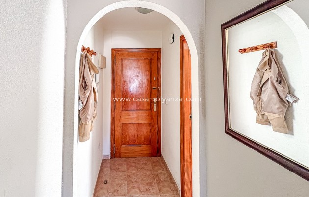 Resale - Apartment / flat - Torrevieja - Parque de las Naciones