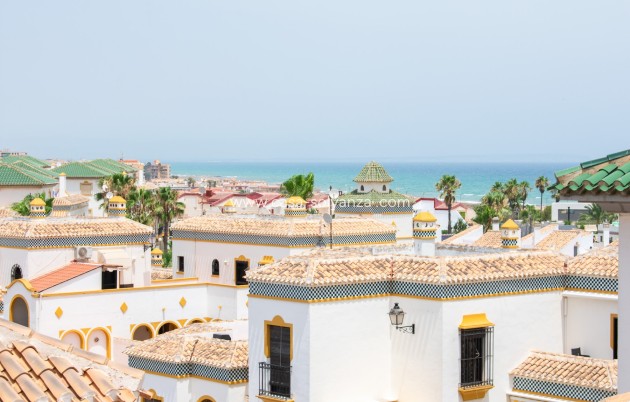 Resale - town_house - Torrevieja - La Mata