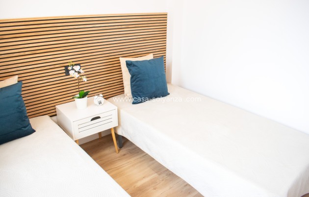 Resale - terraced_house - Orihuela Costa - Punta Prima