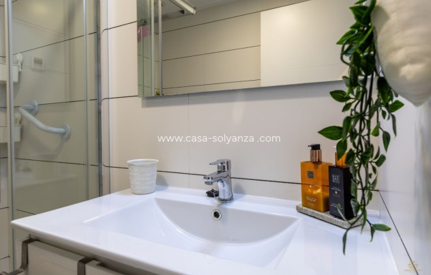 Resale - Apartment - Ground Floor - Orihuela Costa - Villamartín