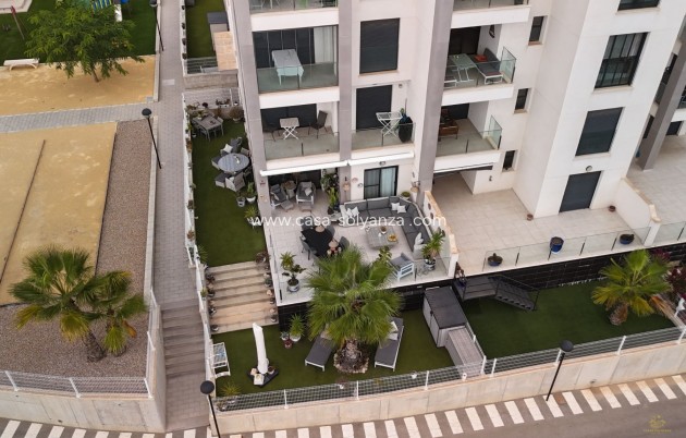 Resale - Apartment - Ground Floor - Orihuela Costa - Villamartín