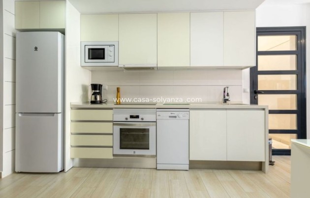 Resale - Apartment - Ground Floor - Orihuela Costa - Villamartín