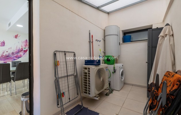 Resale - Apartment - Ground Floor - Orihuela Costa - Villamartín