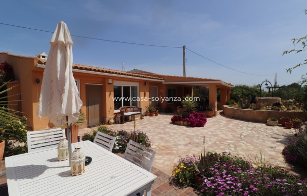 Wiederverkauf - Country Property/Finca - Hondón de las Nieves - Inland