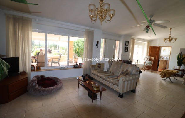 Wiederverkauf - Country Property/Finca - Hondón de las Nieves - Inland