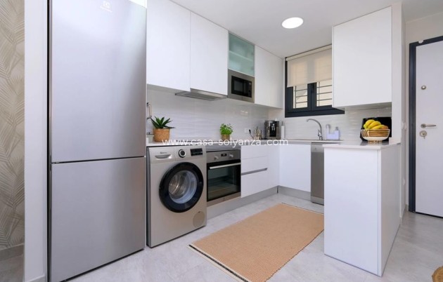 Resale - Apartment / flat - Villamartin - Costa Blanca