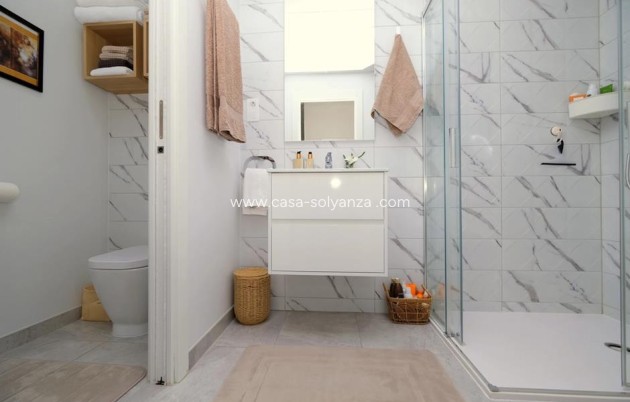 Resale - Apartment / flat - Villamartin - Costa Blanca