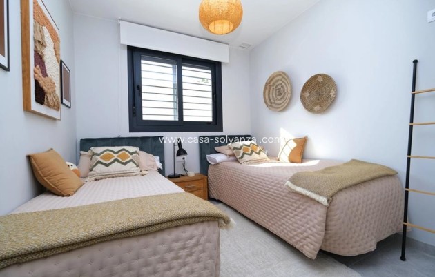 Resale - Apartment / flat - Villamartin - Costa Blanca