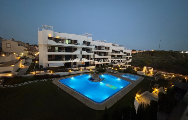 Resale - Apartment / flat - Villamartin - Costa Blanca