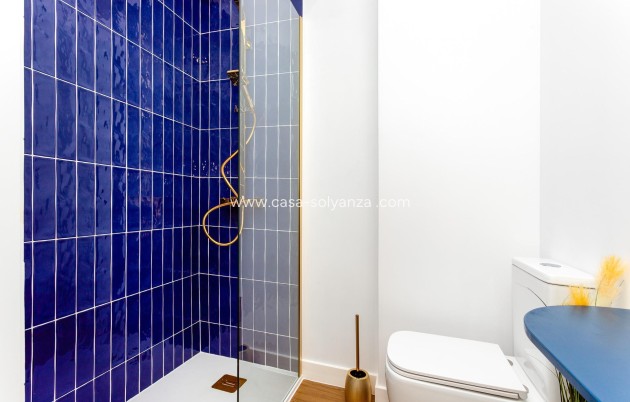 Resale - Apartment / flat - Torrevieja - Center