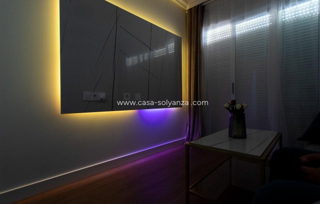 Resale - Apartment / flat - Torrevieja - Center