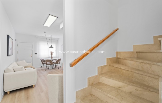 Resale - Townhouse - Villamartin - Costa Blanca