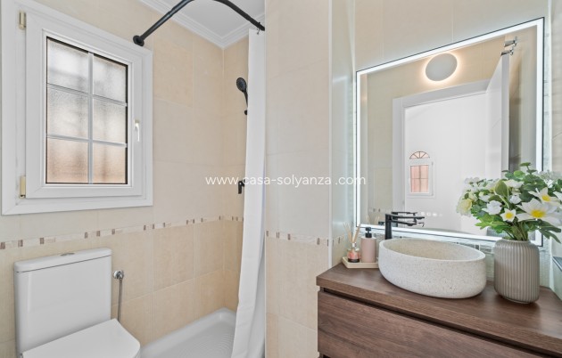 Resale - Townhouse - Villamartin - Costa Blanca