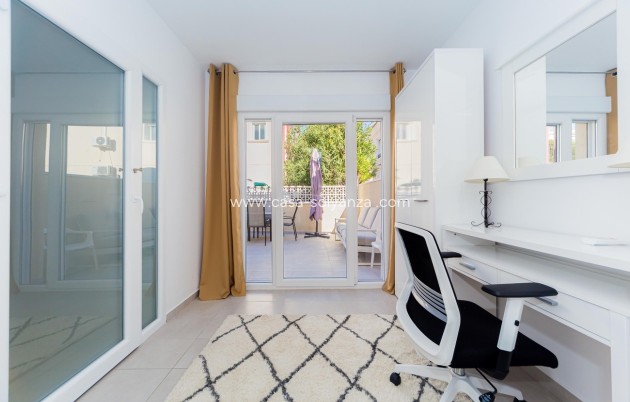 Resale - Apartment / flat - Dehesa De Campoamor - Costa Blanca