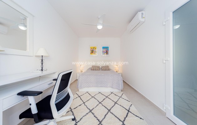 Resale - Apartment / flat - Dehesa De Campoamor - Costa Blanca