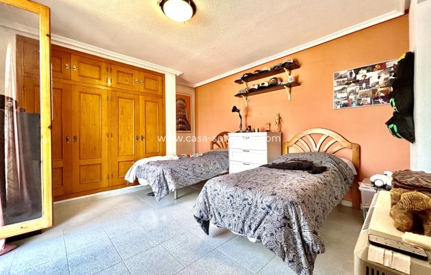 Resale - Villa - La Zenia - Costa Blanca