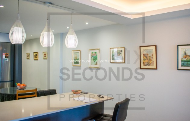 Resale - Apartment / flat - Torrevieja - Playa del Cura