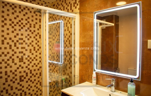 Resale - Apartment / flat - Torrevieja - Playa del Cura