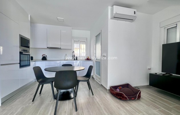 Resale - Villa - San Miguel de Salinas - Las Filipinas