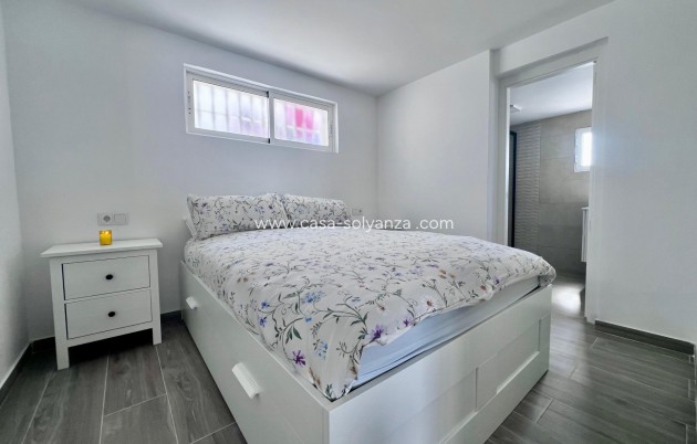 Resale - Villa - San Miguel de Salinas - Las Filipinas
