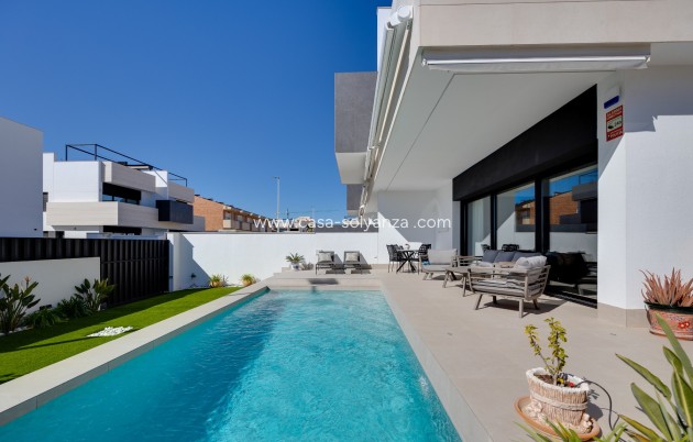Resale - Bungalow - Pilar de la Horadada - Costa Blanca