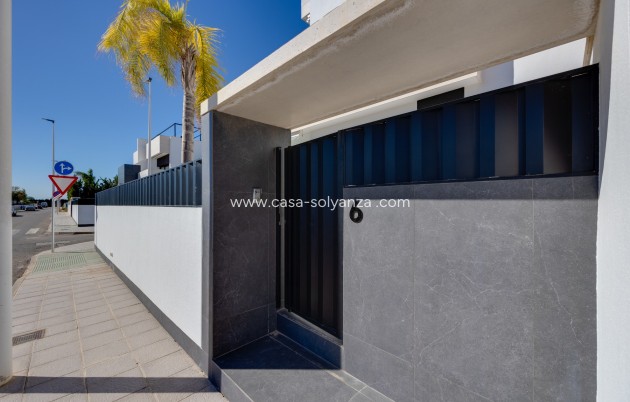 Resale - Bungalow - Pilar de la Horadada - Costa Blanca