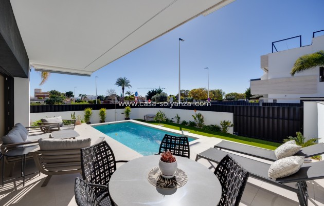 Resale - Bungalow - Pilar de la Horadada - Costa Blanca