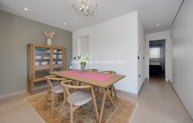 Resale - Bungalow - Pilar de la Horadada - Costa Blanca