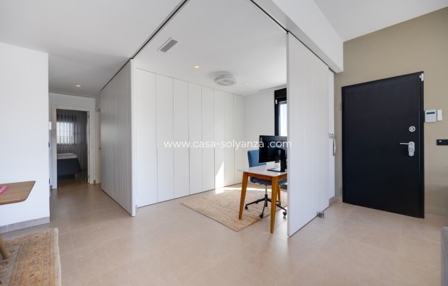 Resale - Bungalow - Pilar de la Horadada - Costa Blanca