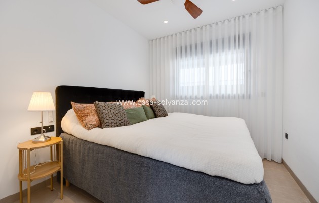 Resale - Bungalow - Pilar de la Horadada - Costa Blanca