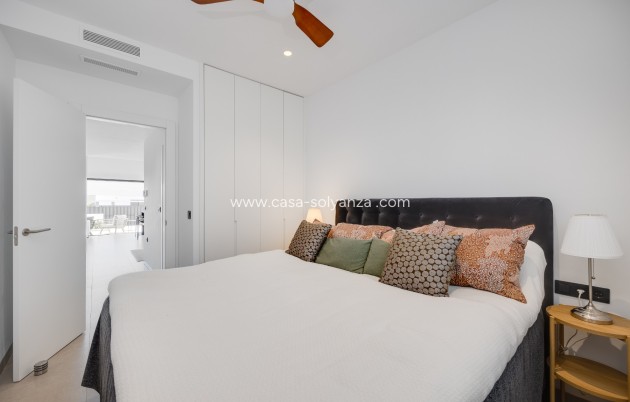 Resale - Bungalow - Pilar de la Horadada - Costa Blanca