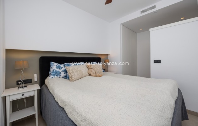 Resale - Bungalow - Pilar de la Horadada - Costa Blanca
