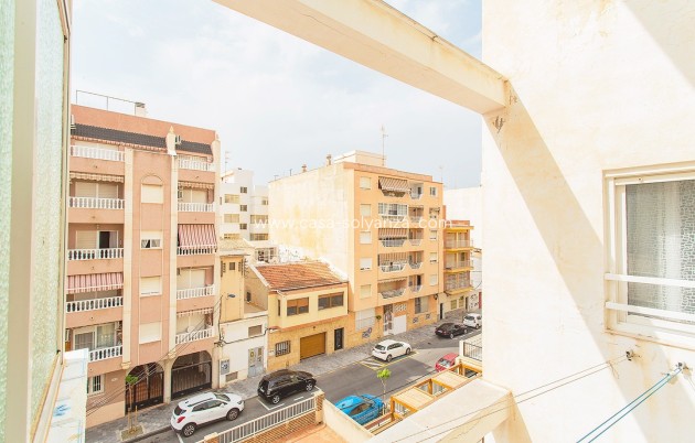 Herverkoop - Appartement / flat - Torrevieja - Playa del Cura